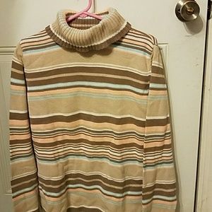 First issue by Liz Claiborne turtle neck sweater